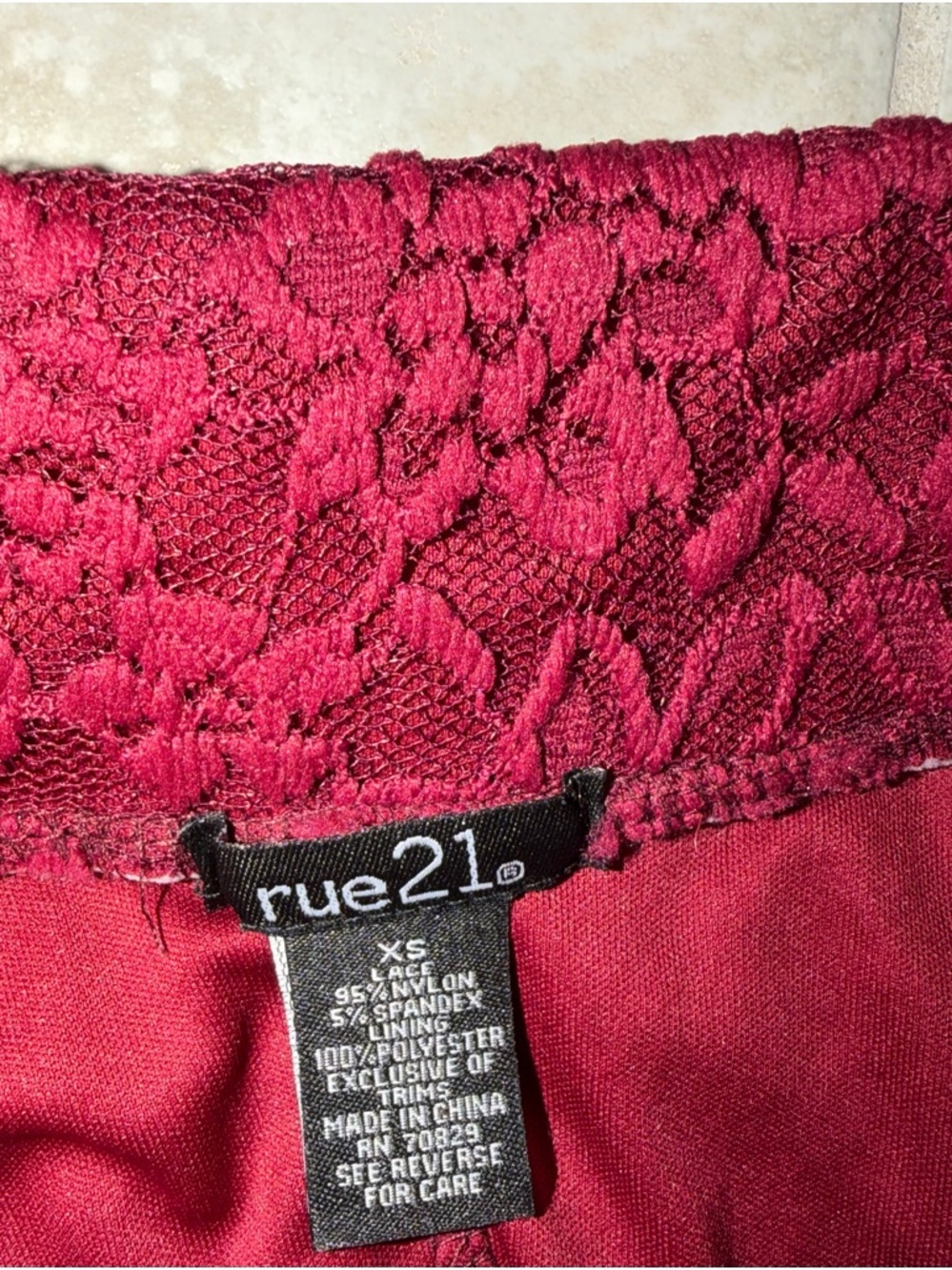 bundle of 5 NEW skirts - Picture 4 of 5